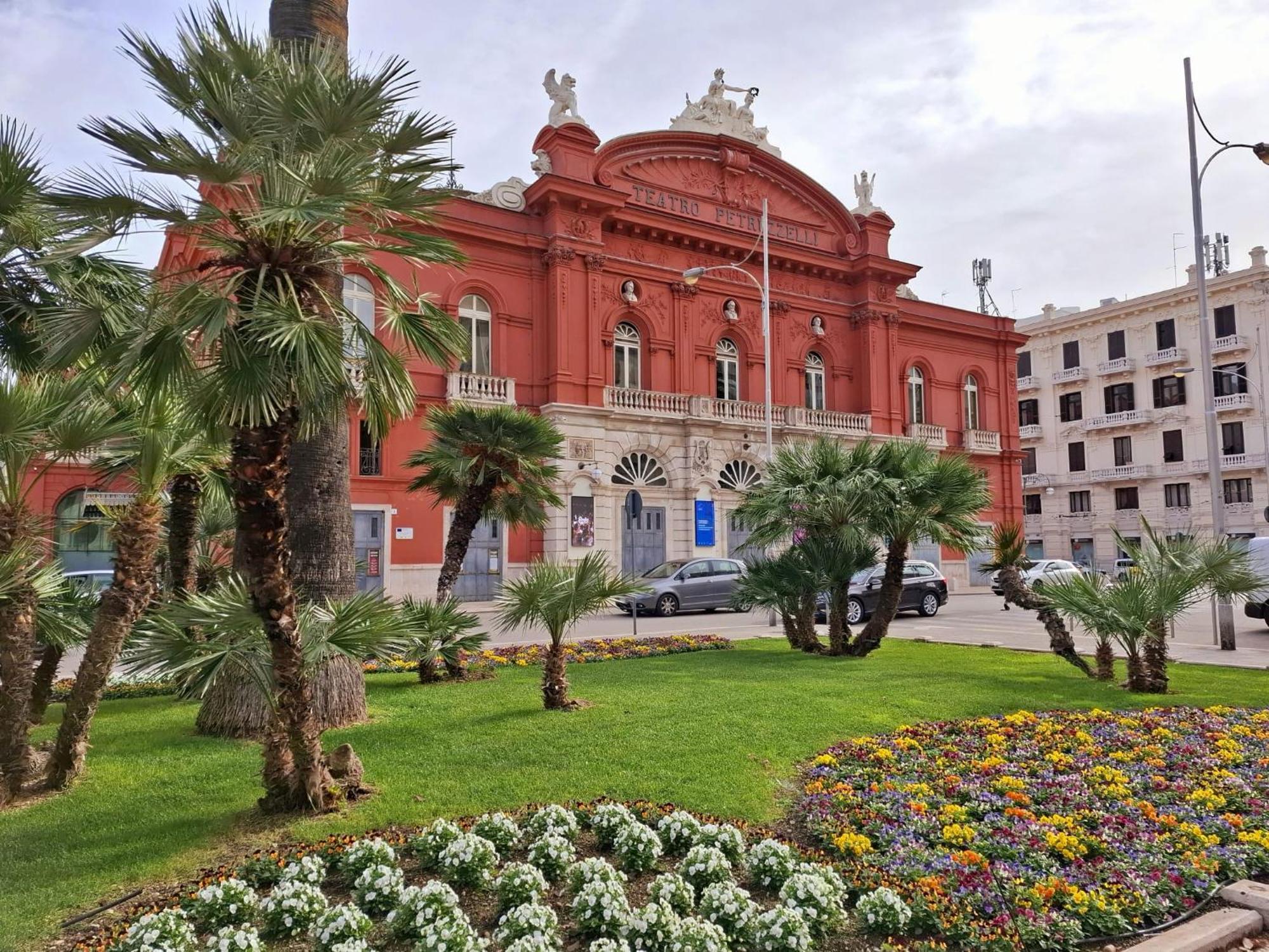 Hotel Novum Hospitality à Bari Extérieur photo